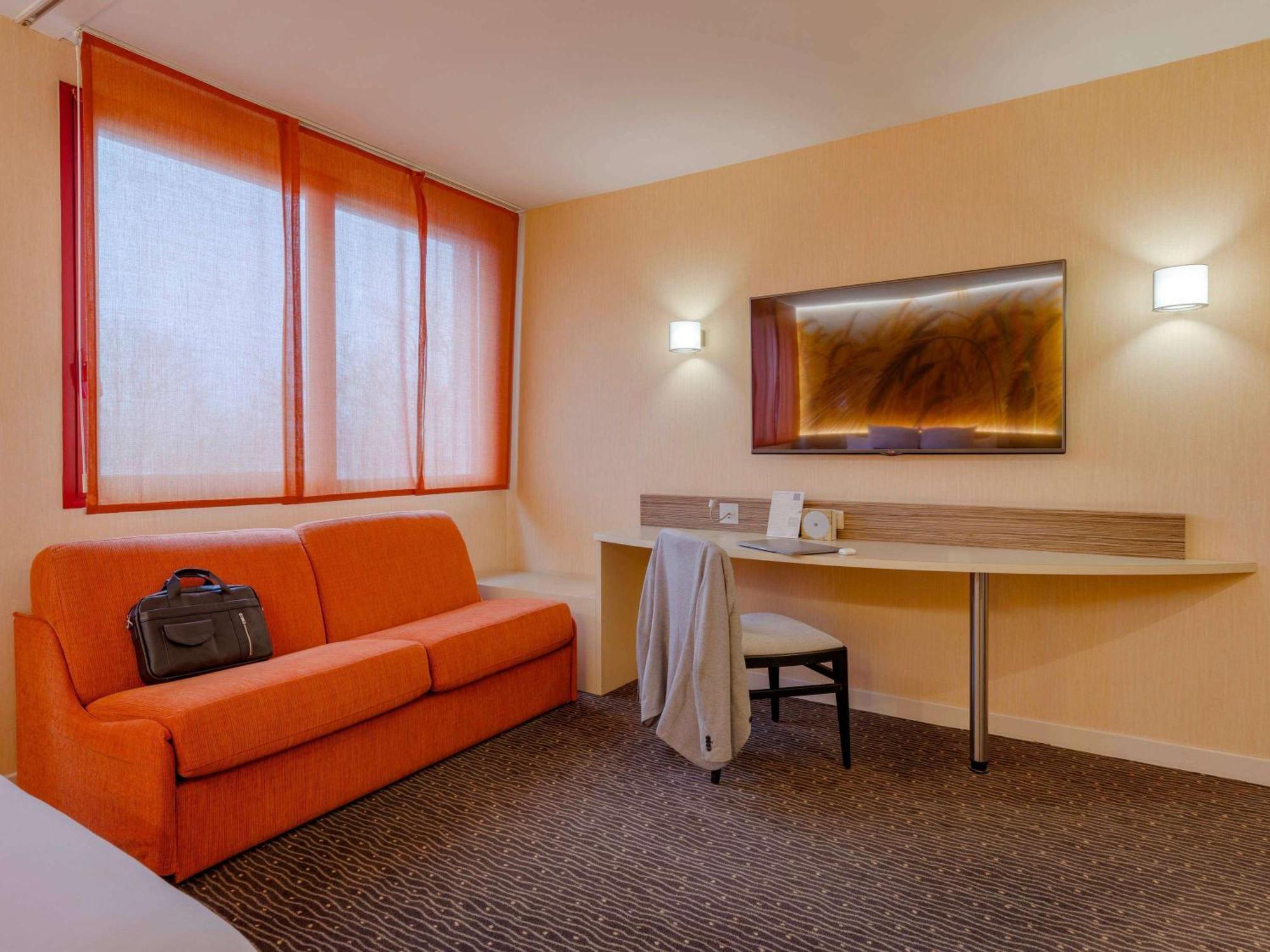 Mercure Lyon Est Villefontaine Exteriér fotografie
